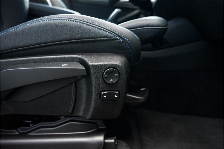 BMW X3 xDrive30e M-Sport Pano HUD CarPlay 20" BMW X3 xDrive30e M-Sport Pano HUD CarPlay 20"