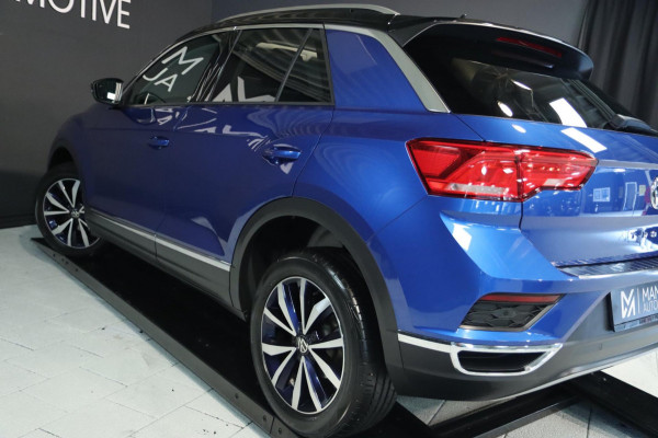 Volkswagen T-Roc 1.5 TSI / PANODAK / VIRTUAL / DODEHOEK / ACC / CAMERA
