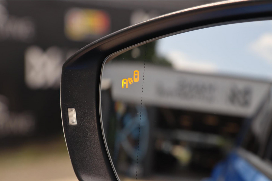 Volkswagen T-Roc 1.5 TSI / PANODAK / VIRTUAL / DODEHOEK / ACC / CAMERA