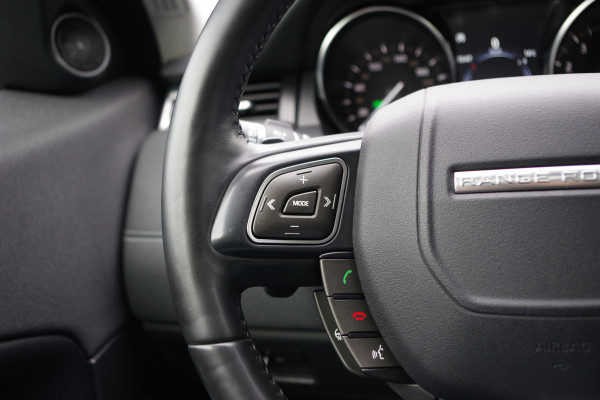 Land Rover Range Rover Evoque 2.0 241 PK Si4 HSE Dynamic, Trekhaak, Panoramadak, Stoelverwarming, LED Land Rover Range Rover Evoque 2.0 241 PK Si4 HSE Dynamic, Trekhaak, Panoramadak, Stoelverwarming, LED