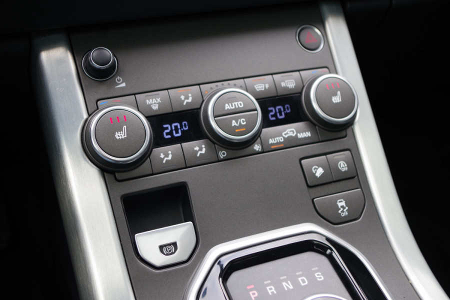 Land Rover Range Rover Evoque 2.0 241 PK Si4 HSE Dynamic, Trekhaak, Panoramadak, Stoelverwarming, LED Land Rover Range Rover Evoque 2.0 241 PK Si4 HSE Dynamic, Trekhaak, Panoramadak, Stoelverwarming, LED