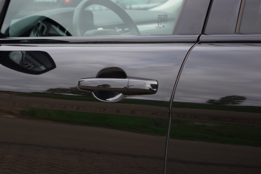 Land Rover Range Rover Evoque 2.0 241 PK Si4 HSE Dynamic, Trekhaak, Panoramadak, Stoelverwarming, LED Land Rover Range Rover Evoque 2.0 241 PK Si4 HSE Dynamic, Trekhaak, Panoramadak, Stoelverwarming, LED