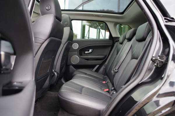 Land Rover Range Rover Evoque 2.0 241 PK Si4 HSE Dynamic, Trekhaak, Panoramadak, Stoelverwarming, LED Land Rover Range Rover Evoque 2.0 241 PK Si4 HSE Dynamic, Trekhaak, Panoramadak, Stoelverwarming, LED
