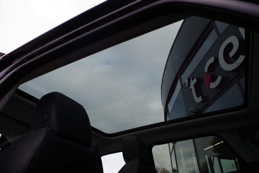 Land Rover Range Rover Evoque 2.0 241 PK Si4 HSE Dynamic, Trekhaak, Panoramadak, Stoelverwarming, LED Land Rover Range Rover Evoque 2.0 241 PK Si4 HSE Dynamic, Trekhaak, Panoramadak, Stoelverwarming, LED