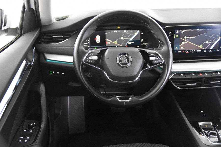 Škoda Octavia Combi DSG *1ste Eigenaar*Navigatie*Stoelverwarming* Škoda Octavia Combi DSG *1ste Eigenaar*Navigatie*Stoelverwarming*