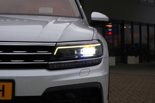 Volkswagen Tiguan 1.4 TSI 150 PK 4Motion Automaat R-Line Highline, Trekhaak, Camera, LED, Winterpakket Volkswagen Tiguan 1.4 TSI 150 PK 4Motion Automaat R-Line Highline, Trekhaak, Camera, LED, Winterpakket