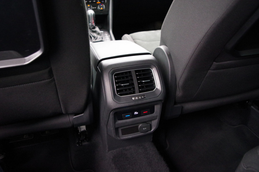 Volkswagen Tiguan 1.4 TSI 150 PK 4Motion Automaat R-Line Highline, Trekhaak, Camera, LED, Winterpakket Volkswagen Tiguan 1.4 TSI 150 PK 4Motion Automaat R-Line Highline, Trekhaak, Camera, LED, Winterpakket