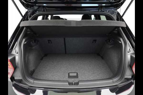 Volkswagen Polo 2.0 TSI GTI 200pk DSG Navi via app Camera Stoelverwarming Virtual cockpit 267 Volkswagen Polo 2.0 TSI GTI 200pk DSG Navi via app Camera Stoelverwarming Virtual cockpit 267