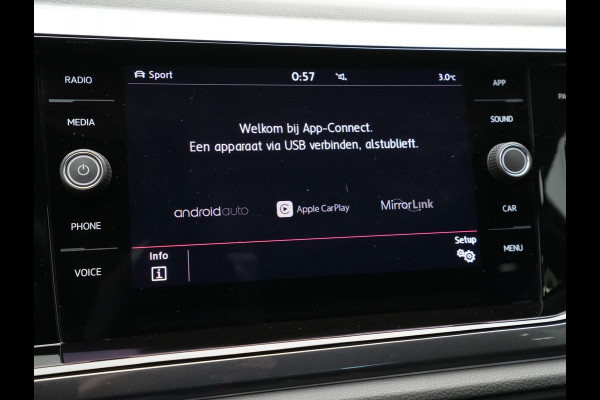 Volkswagen Polo 2.0 TSI GTI 200pk DSG Navi via app Camera Stoelverwarming Virtual cockpit 267 Volkswagen Polo 2.0 TSI GTI 200pk DSG Navi via app Camera Stoelverwarming Virtual cockpit 267