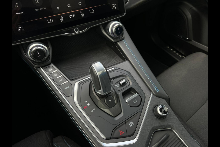 Lynk & Co 01 1.5 4X ZWART OP VOORRAAD! NL AUTO | TREKHAAK | CAMERA | PANO | Lynk & Co 01 1.5 4X ZWART OP VOORRAAD! NL AUTO | TREKHAAK | CAMERA | PANO |