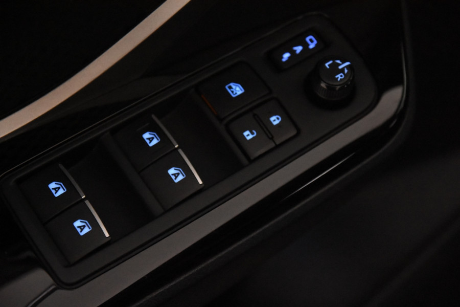 Toyota C-HR 1.8 Hybrid Dynamic *Navigatie*Stoelverwarming* Toyota C-HR 1.8 Hybrid Dynamic *Navigatie*Stoelverwarming*