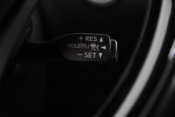 Toyota C-HR 1.8 Hybrid Dynamic *Navigatie*Stoelverwarming* Toyota C-HR 1.8 Hybrid Dynamic *Navigatie*Stoelverwarming*