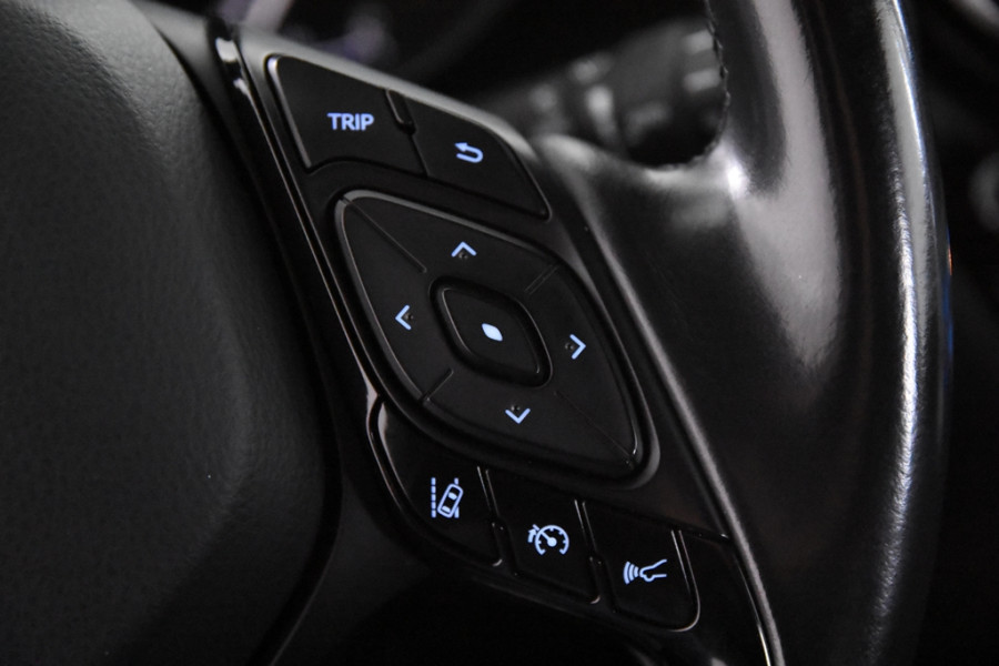 Toyota C-HR 1.8 Hybrid Dynamic *Navigatie*Stoelverwarming* Toyota C-HR 1.8 Hybrid Dynamic *Navigatie*Stoelverwarming*
