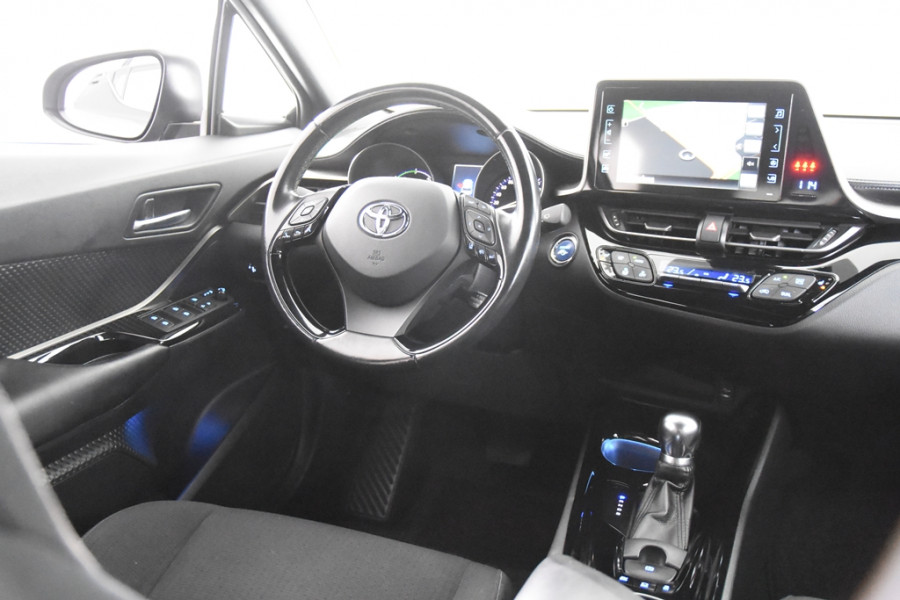 Toyota C-HR 1.8 Hybrid Dynamic *Navigatie*Stoelverwarming* Toyota C-HR 1.8 Hybrid Dynamic *Navigatie*Stoelverwarming*