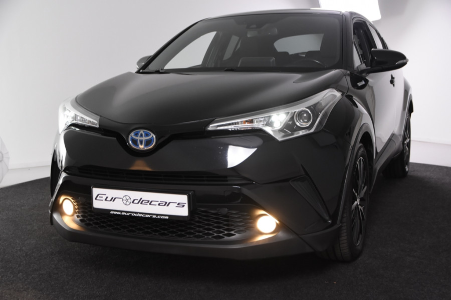 Toyota C-HR 1.8 Hybrid Dynamic *Navigatie*Stoelverwarming* Toyota C-HR 1.8 Hybrid Dynamic *Navigatie*Stoelverwarming*