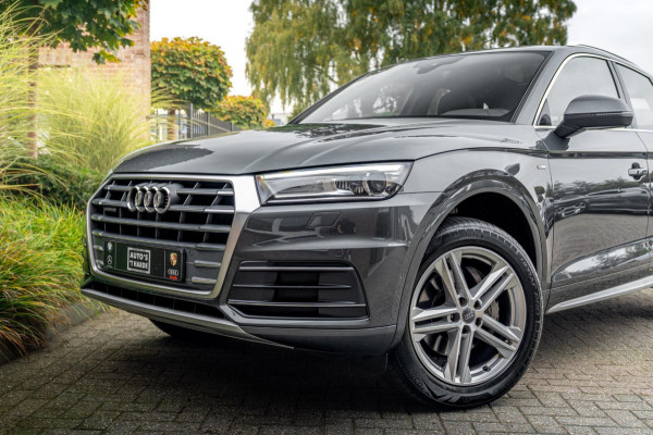 Audi Q5 2.0 TFSI Quattro Sport S Line Edition 252 PK Aut. Pano Stoelverwarming Xenon 19'' Audi Q5 2.0 TFSI Quattro Sport S Line Edition 252 PK Aut. Pano Stoelverwarming Xenon 19''