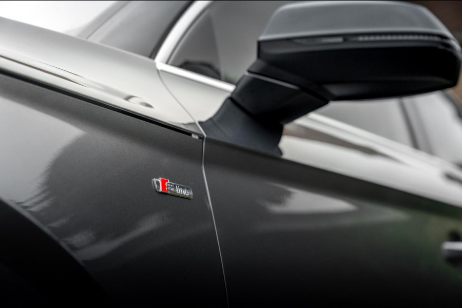 Audi Q5 2.0 TFSI Quattro Sport S Line Edition 252 PK Aut. Pano Stoelverwarming Xenon 19'' Audi Q5 2.0 TFSI Quattro Sport S Line Edition 252 PK Aut. Pano Stoelverwarming Xenon 19''