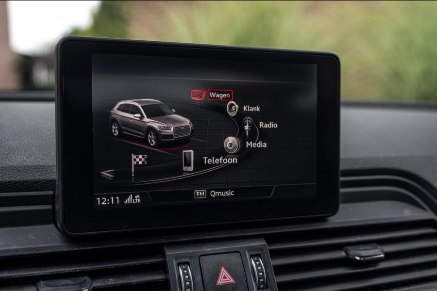 Audi Q5 2.0 TFSI Quattro Sport S Line Edition 252 PK Aut. Pano Stoelverwarming Xenon 19'' Audi Q5 2.0 TFSI Quattro Sport S Line Edition 252 PK Aut. Pano Stoelverwarming Xenon 19''