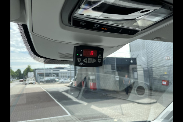 Volkswagen Crafter 35 2.0 TDI L3H3 Highline 140 pk AUTOMAAT Koelwagen Vrieswagen Tot -15 graden| NAV | PDC | CAMERA Volkswagen Crafter 35 2.0 TDI L3H3 Highline 140 pk AUTOMAAT Koelwagen Vrieswagen Tot -15 graden| NAV | PDC | CAMERA