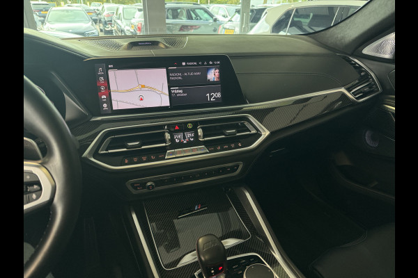 BMW X6 M Competition / Trekhaak / Panoramadak / 360Camera / Head-up / Rear Entertainment / Bowers & Wilkens / 22'' / Softclose / Intr.voorverwarming / Carbon intr. / Stoelventilatie / Stuur+Stoelverwarming / DAB BMW X6 M Competition / Trekhaak / Panoramadak / 360Camera / Head-up / Rear Entertainment / Bowers & Wilkens / 22'' / Softclose / Intr.voorverwarming / Carbon intr. / Stoelventilatie / Stuur+Stoelverwarming / DAB