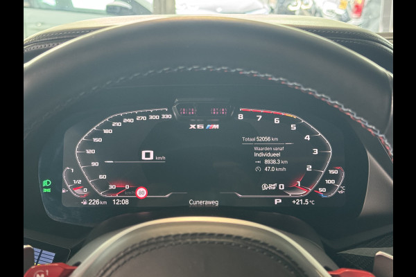 BMW X6 M Competition / Trekhaak / Panoramadak / 360Camera / Head-up / Rear Entertainment / Bowers & Wilkens / 22'' / Softclose / Intr.voorverwarming / Carbon intr. / Stoelventilatie / Stuur+Stoelverwarming / DAB BMW X6 M Competition / Trekhaak / Panoramadak / 360Camera / Head-up / Rear Entertainment / Bowers & Wilkens / 22'' / Softclose / Intr.voorverwarming / Carbon intr. / Stoelventilatie / Stuur+Stoelverwarming / DAB