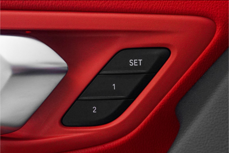 BMW Z4 Roadster sDrive30i High Ex Ed M-Sport HUD ACC H/K NL Auto 19" BMW Z4 Roadster sDrive30i High Ex Ed M-Sport HUD ACC H/K NL Auto 19"