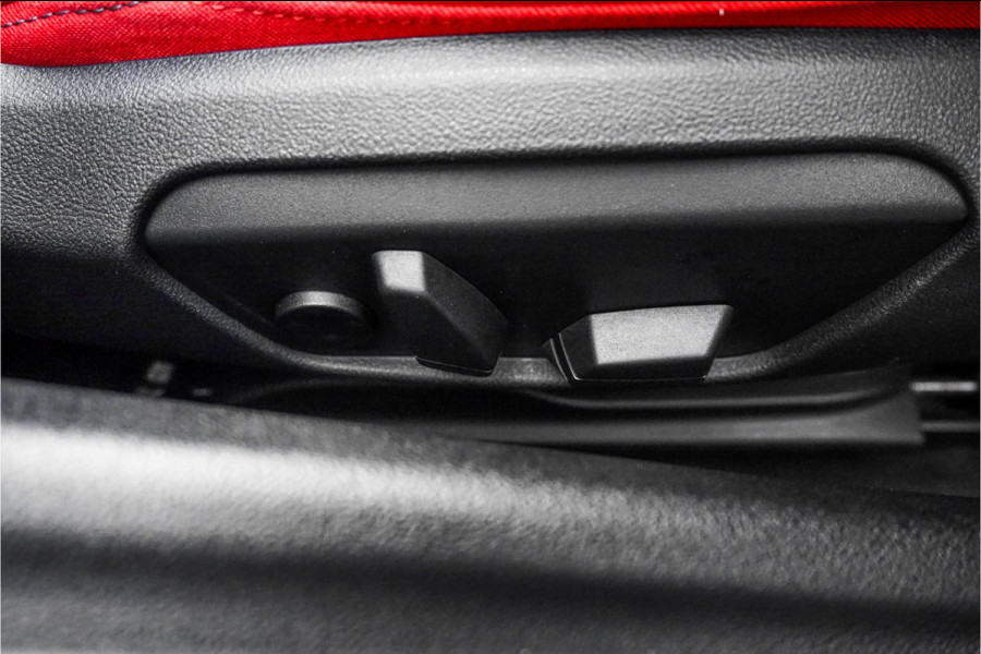 BMW Z4 Roadster sDrive30i High Ex Ed M-Sport HUD ACC H/K NL Auto 19" BMW Z4 Roadster sDrive30i High Ex Ed M-Sport HUD ACC H/K NL Auto 19"