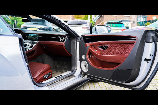 Bentley Continental GT 6.0 W12 | Massage | 360 cam | Swarovski | Carbon Package | ACC | Spoiler | Luchtvering | Head up Display Bentley Continental GT 6.0 W12 | Massage | 360 cam | Swarovski | Carbon Package | ACC | Spoiler | Luchtvering | Head up Display