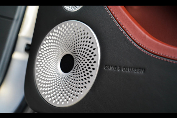 Bentley Continental GT 6.0 W12 | Massage | 360 cam | Swarovski | Carbon Package | ACC | Spoiler | Luchtvering | Head up Display Bentley Continental GT 6.0 W12 | Massage | 360 cam | Swarovski | Carbon Package | ACC | Spoiler | Luchtvering | Head up Display