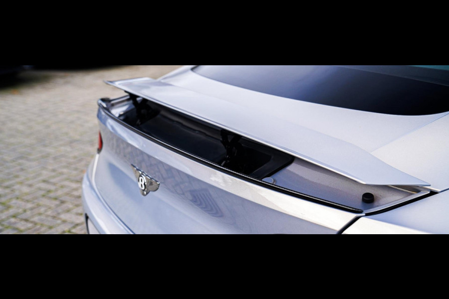 Bentley Continental GT 6.0 W12 | Massage | 360 cam | Swarovski | Carbon Package | ACC | Spoiler | Luchtvering | Head up Display Bentley Continental GT 6.0 W12 | Massage | 360 cam | Swarovski | Carbon Package | ACC | Spoiler | Luchtvering | Head up Display