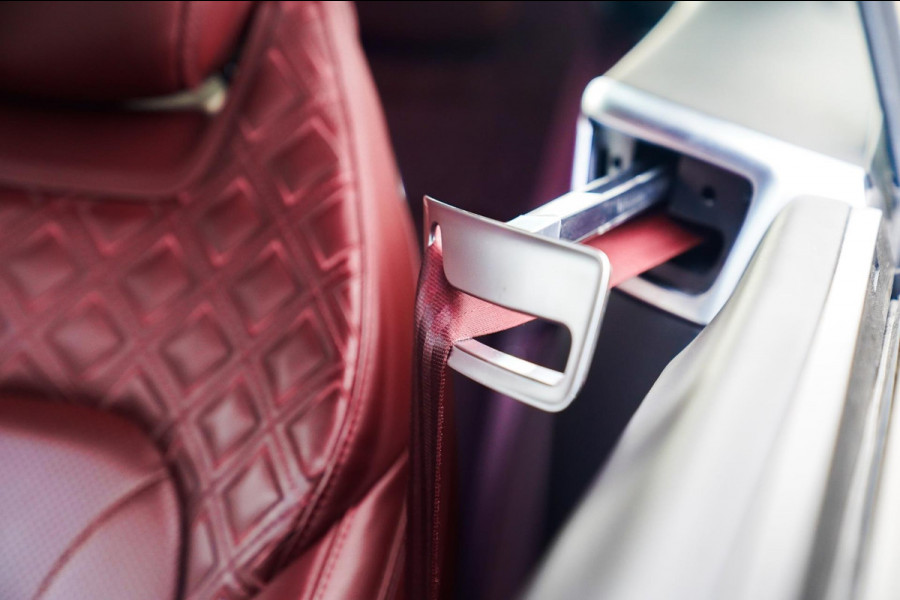 Bentley Continental GT 6.0 W12 | Massage | 360 cam | Swarovski | Carbon Package | ACC | Spoiler | Luchtvering | Head up Display Bentley Continental GT 6.0 W12 | Massage | 360 cam | Swarovski | Carbon Package | ACC | Spoiler | Luchtvering | Head up Display