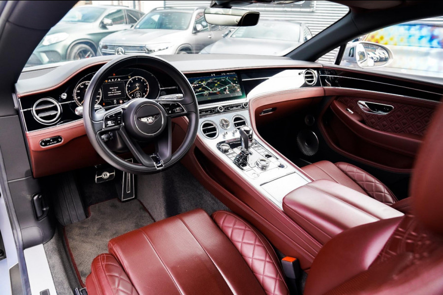 Bentley Continental GT 6.0 W12 | Massage | 360 cam | Swarovski | Carbon Package | ACC | Spoiler | Luchtvering | Head up Display Bentley Continental GT 6.0 W12 | Massage | 360 cam | Swarovski | Carbon Package | ACC | Spoiler | Luchtvering | Head up Display