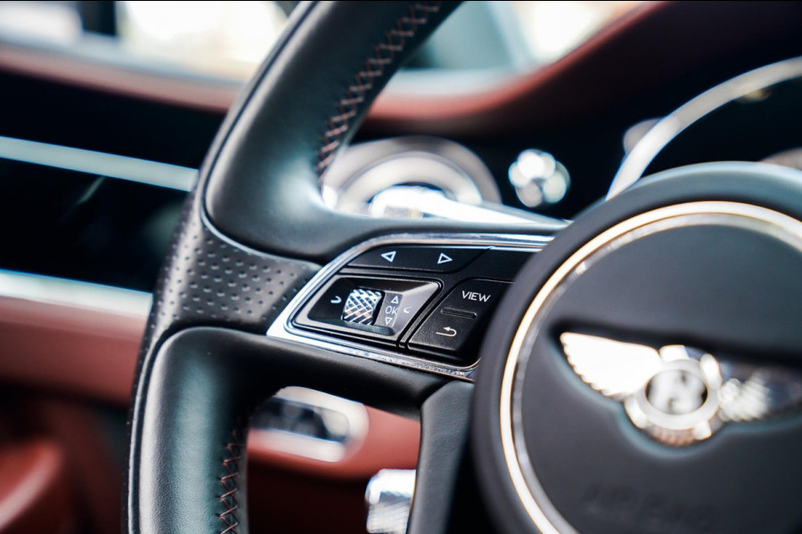 Bentley Continental GT 6.0 W12 | Massage | 360 cam | Swarovski | Carbon Package | ACC | Spoiler | Luchtvering | Head up Display Bentley Continental GT 6.0 W12 | Massage | 360 cam | Swarovski | Carbon Package | ACC | Spoiler | Luchtvering | Head up Display
