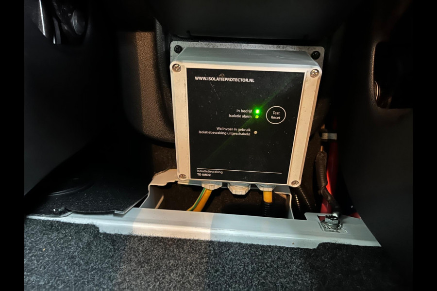 Citroën Berlingo AUTOMAAT SERVICEWAGEN 1.6 BlueHDI 100PK euro6 S&S, Bott kast, V230 Omvormer, Standkachel, Trekhaak, RIJKLAARPRIJS