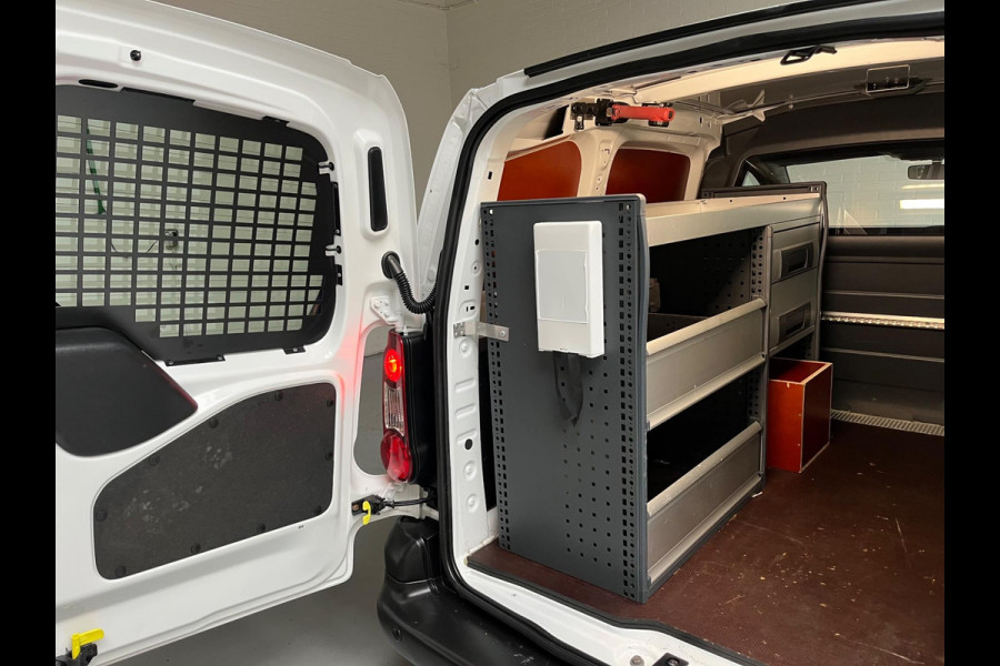 Citroën Berlingo AUTOMAAT SERVICEWAGEN 1.6 BlueHDI 100PK euro6 S&S, Bott kast, V230 Omvormer, Standkachel, Trekhaak, RIJKLAARPRIJS