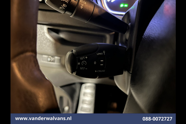 Peugeot Expert 1.6 BlueHDI L2H1 Euro6 Airco | Navigatie | Apple Carplay | Cruisecontrol | Imperiaal | Trekhaak Parkeersensoren,  Android Auto Peugeot Expert 1.6 BlueHDI L2H1 Euro6 Airco | Navigatie | Apple Carplay | Cruisecontrol | Imperiaal | Trekhaak Parkeersensoren,  Android Auto