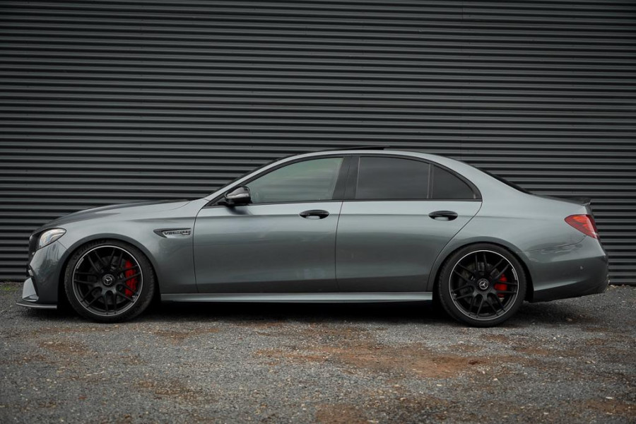 Mercedes-Benz E-Klasse AMG 63 S 4M / Dak / Kuipstoelen / Stoelverwarming / Memory / Distronic