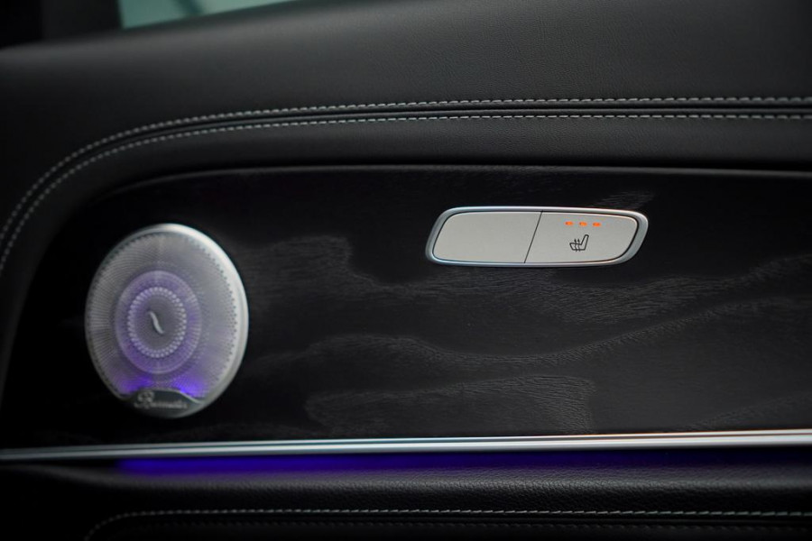 Mercedes-Benz E-Klasse AMG 63 S 4M / Dak / Kuipstoelen / Stoelverwarming / Memory / Distronic