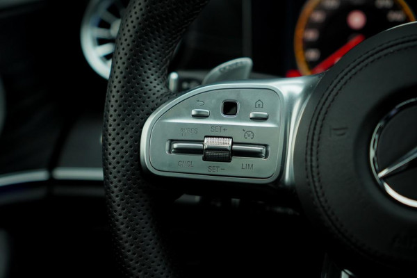 Mercedes-Benz E-Klasse AMG 63 S 4M / Dak / Kuipstoelen / Stoelverwarming / Memory / Distronic