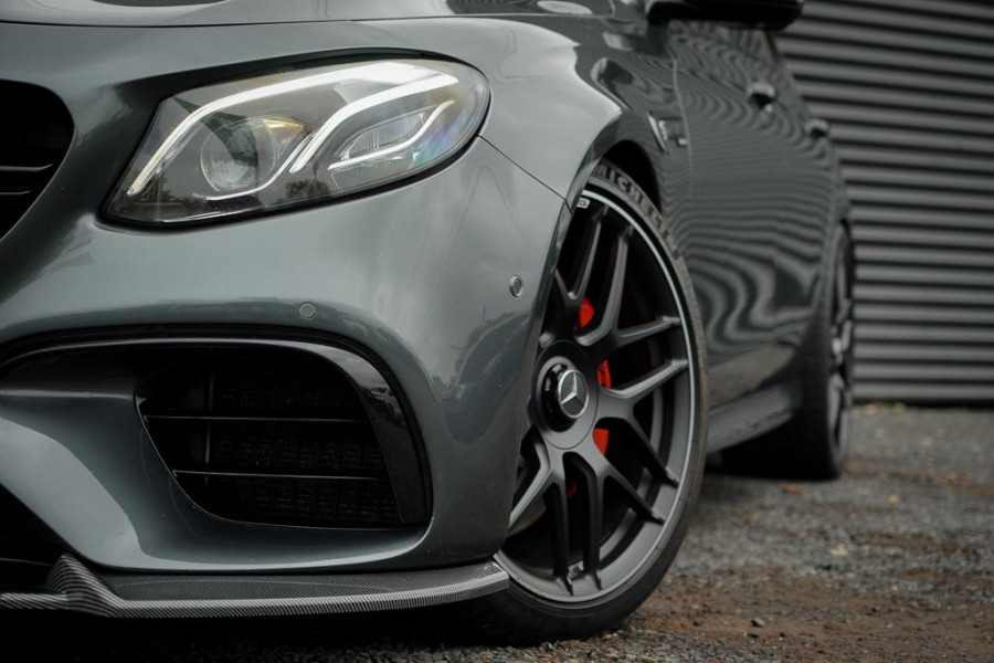 Mercedes-Benz E-Klasse AMG 63 S 4M / Dak / Kuipstoelen / Stoelverwarming / Memory / Distronic