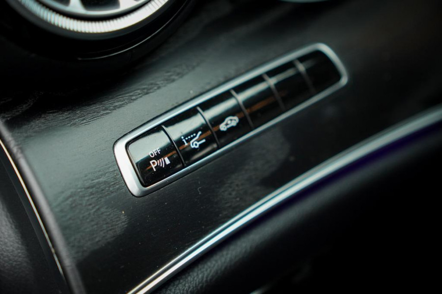 Mercedes-Benz E-Klasse AMG 63 S 4M / Dak / Kuipstoelen / Stoelverwarming / Memory / Distronic