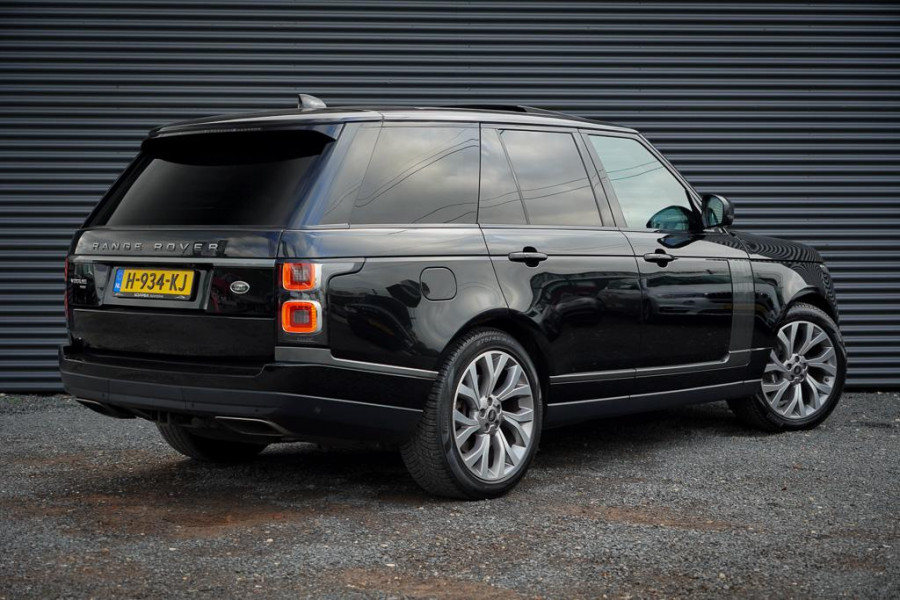 Land Rover Range Rover 2.0 P400e Vogue / Pano / Trekhaak / Meridian / Stoelventilatie Land Rover Range Rover 2.0 P400e Vogue / Pano / Trekhaak / Meridian / Stoelventilatie