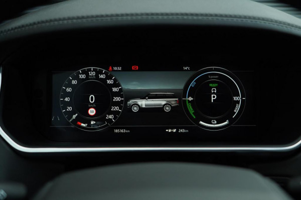 Land Rover Range Rover 2.0 P400e Vogue / Pano / Trekhaak / Meridian / Stoelventilatie Land Rover Range Rover 2.0 P400e Vogue / Pano / Trekhaak / Meridian / Stoelventilatie