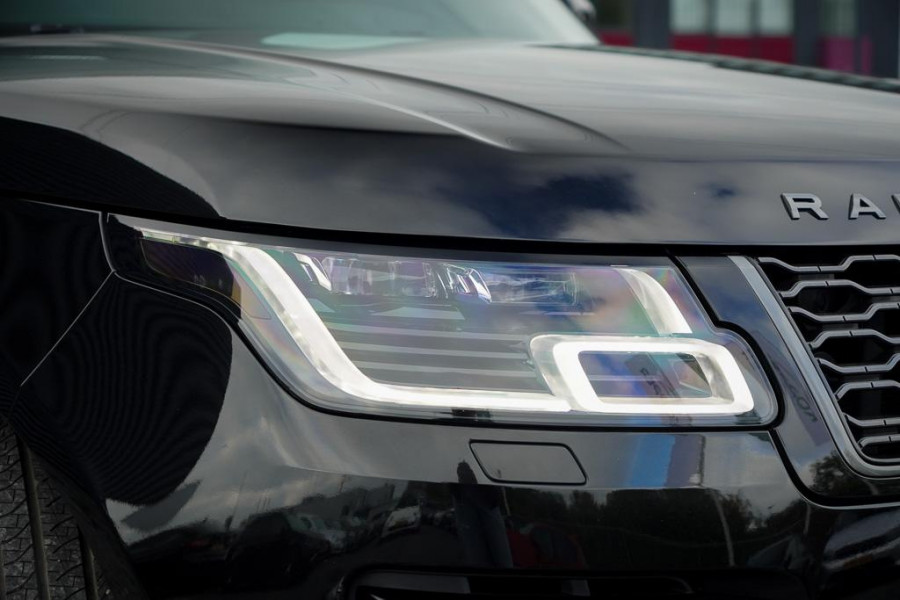 Land Rover Range Rover 2.0 P400e Vogue / Pano / Trekhaak / Meridian / Stoelventilatie Land Rover Range Rover 2.0 P400e Vogue / Pano / Trekhaak / Meridian / Stoelventilatie