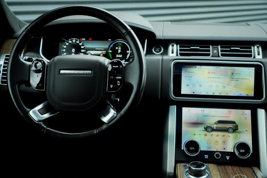 Land Rover Range Rover 2.0 P400e Vogue / Pano / Trekhaak / Meridian / Stoelventilatie Land Rover Range Rover 2.0 P400e Vogue / Pano / Trekhaak / Meridian / Stoelventilatie