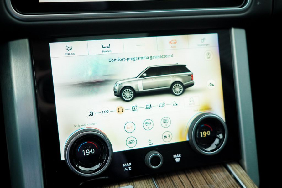 Land Rover Range Rover 2.0 P400e Vogue / Pano / Trekhaak / Meridian / Stoelventilatie Land Rover Range Rover 2.0 P400e Vogue / Pano / Trekhaak / Meridian / Stoelventilatie