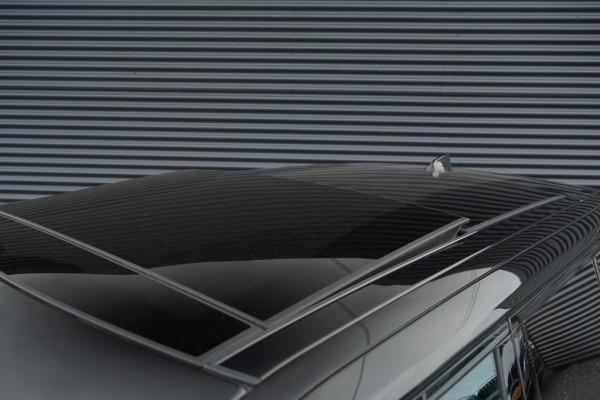 Land Rover Range Rover 2.0 P400e Vogue / Pano / Trekhaak / Meridian / Stoelventilatie Land Rover Range Rover 2.0 P400e Vogue / Pano / Trekhaak / Meridian / Stoelventilatie