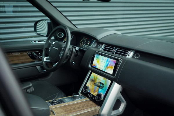 Land Rover Range Rover 2.0 P400e Vogue / Pano / Trekhaak / Meridian / Stoelventilatie Land Rover Range Rover 2.0 P400e Vogue / Pano / Trekhaak / Meridian / Stoelventilatie