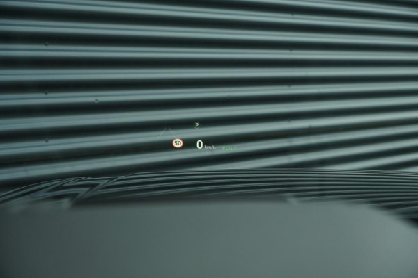 Land Rover Range Rover 2.0 P400e Vogue / Pano / Trekhaak / Meridian / Stoelventilatie Land Rover Range Rover 2.0 P400e Vogue / Pano / Trekhaak / Meridian / Stoelventilatie