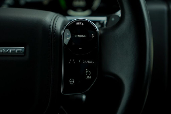 Land Rover Range Rover 2.0 P400e Vogue / Pano / Trekhaak / Meridian / Stoelventilatie Land Rover Range Rover 2.0 P400e Vogue / Pano / Trekhaak / Meridian / Stoelventilatie